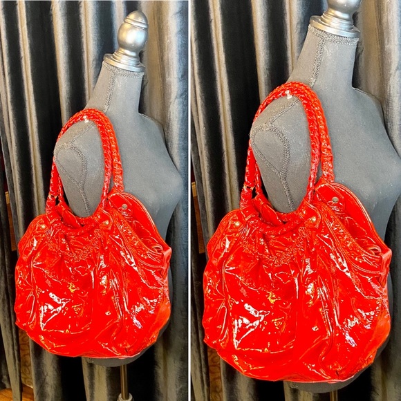 Christian Louboutin red patent leather shoulder bag - Picture 3 of 16